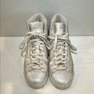 Nike Silver High-Top Sneakers Classic Style